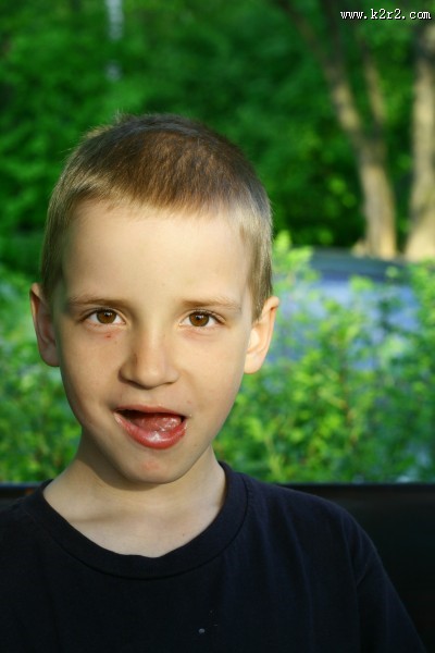 可爱的外国小男孩图片