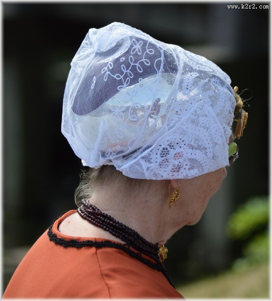 戴帽子的人物背影图片大全