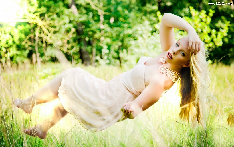 漂浮的少女系列超高清图片