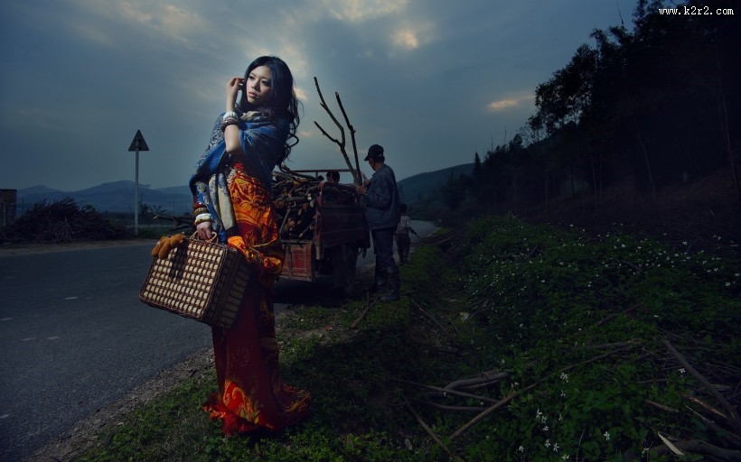 民族风美女图片