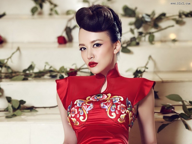 美艳旗袍美女图片