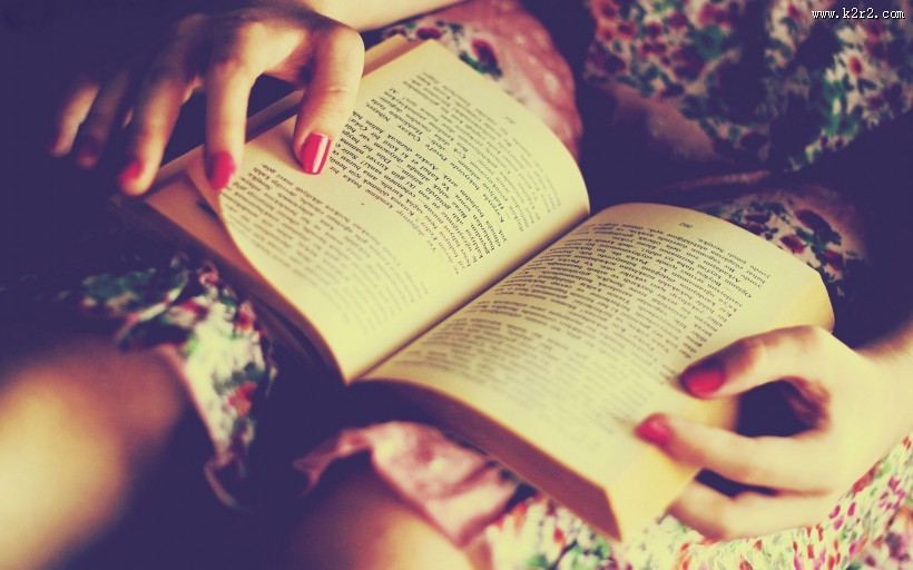 唯美涂指甲油的手图片