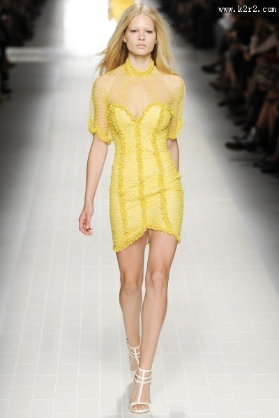 意大利知名女性米兰时装周图片