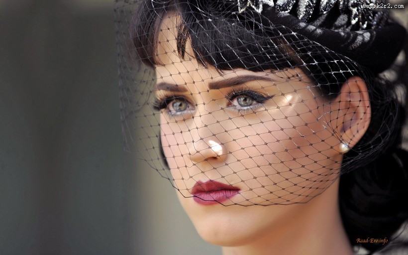 精致女性侧脸图片