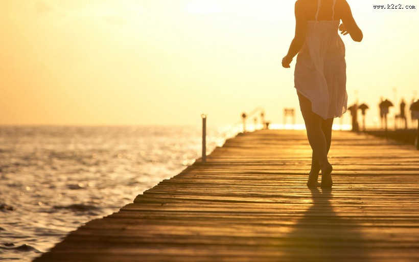 唯美人物背影图片