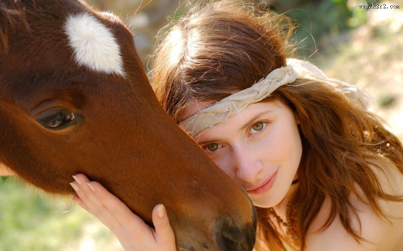 人与马友好图片大全