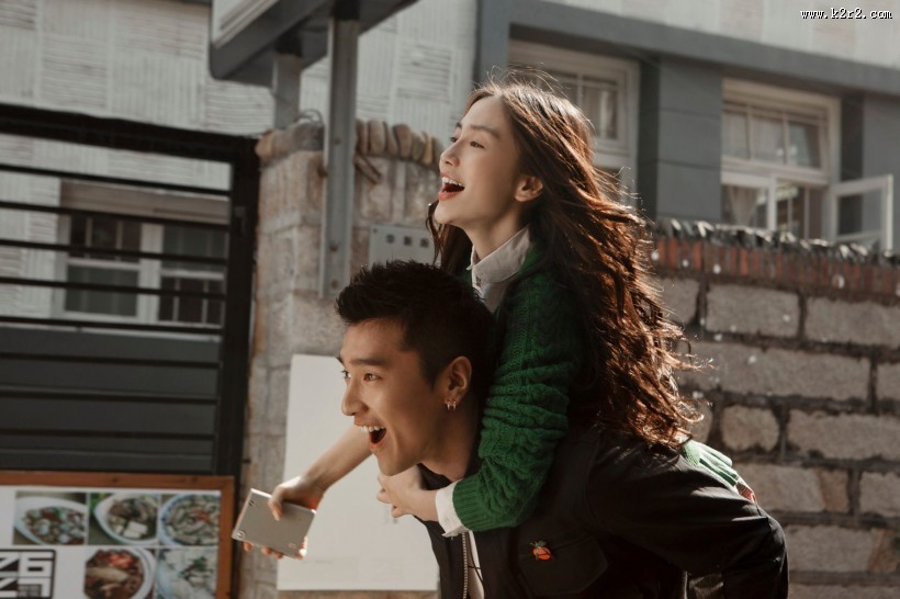 可爱女孩微笑图片