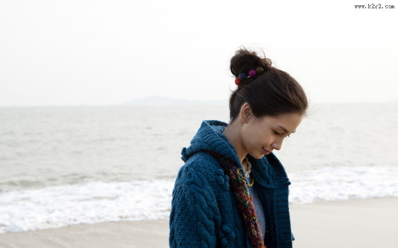 可爱女孩微笑图片