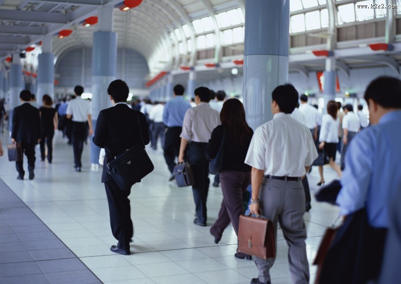 地铁人群图片