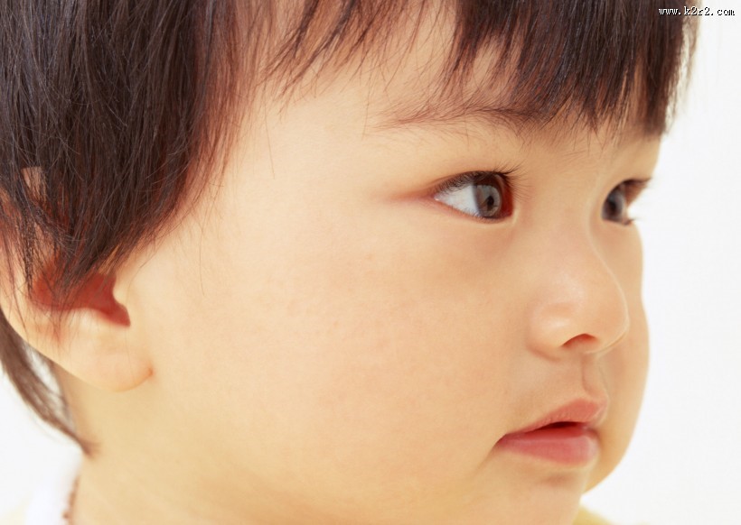 婴儿的多变表情图片