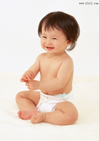 开心的宝宝图片大全