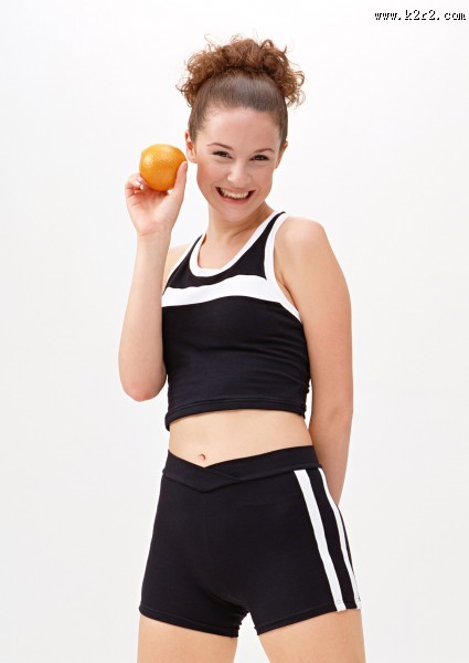 女性运动健康和蔬果图片