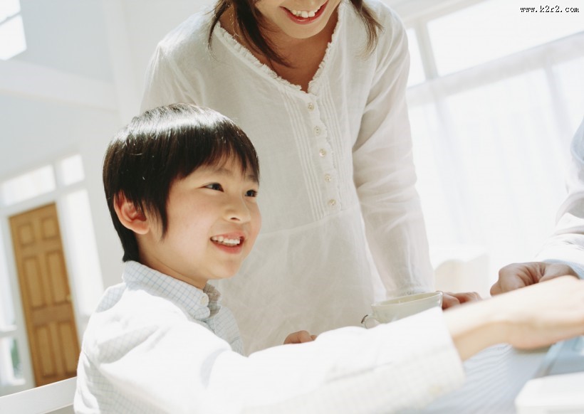 幸福家庭生活和微笑图片大全