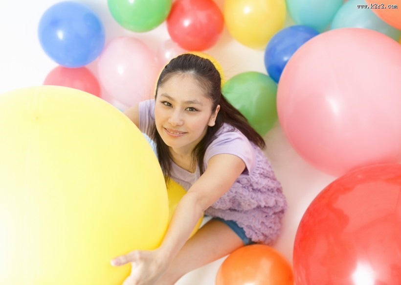 女孩和气球图片