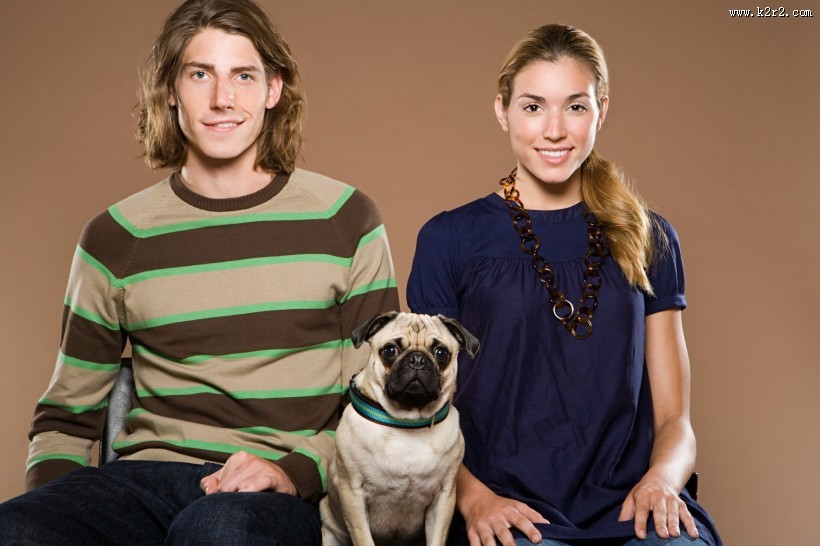 情侣和宠物图片