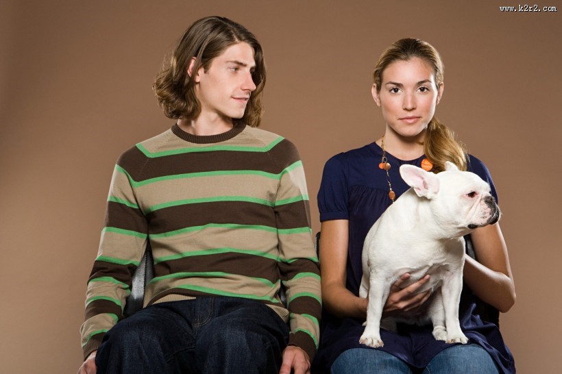 情侣和宠物图片