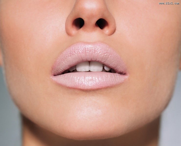 女性面部抽象概念图片