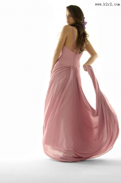 女性晚礼服姿态图片