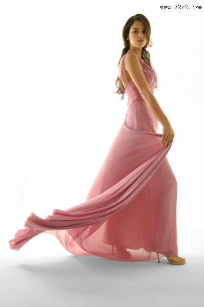 女性晚礼服姿态图片