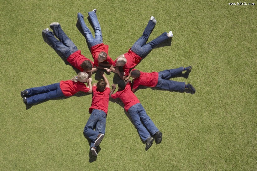 儿童欢乐活动图片