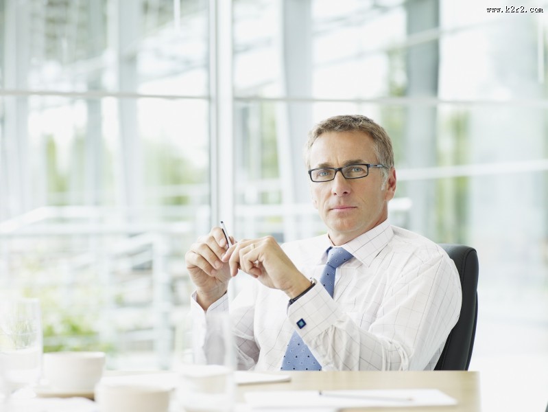 商业男性特写图片