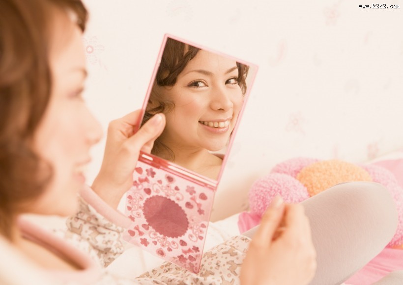 可爱女生化妆打扮图片