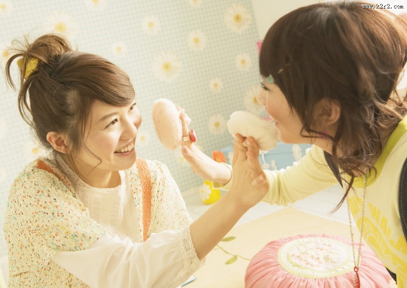 可爱女生化妆打扮图片