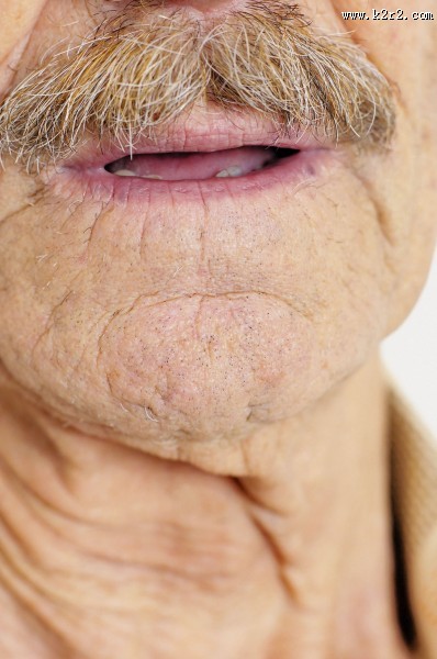 老年人姿态图片