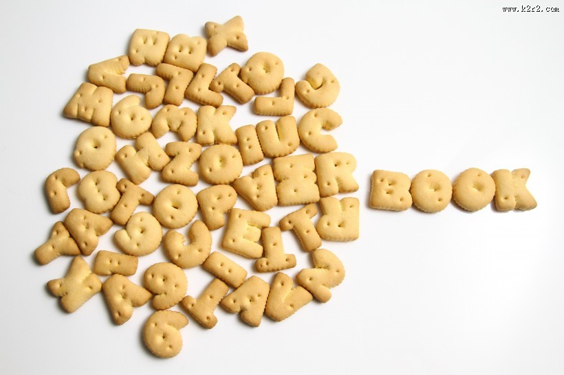 金黄酥脆的饼干图片