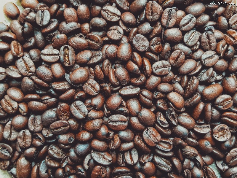 一堆咖啡豆的图片