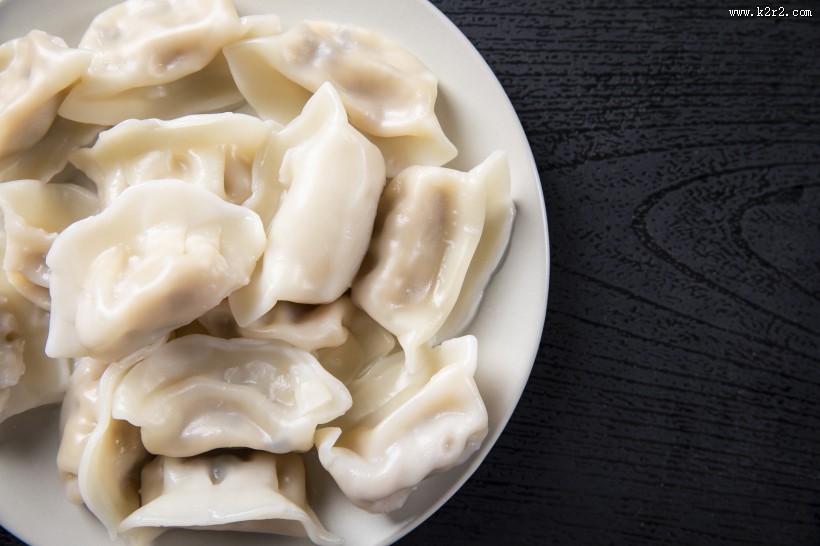 好吃的煮熟的饺子图片大全