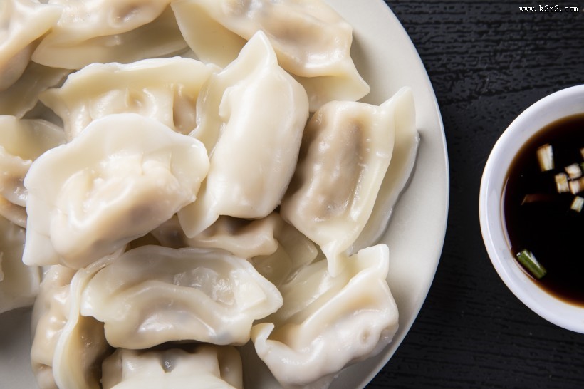 好吃的煮熟的饺子图片大全