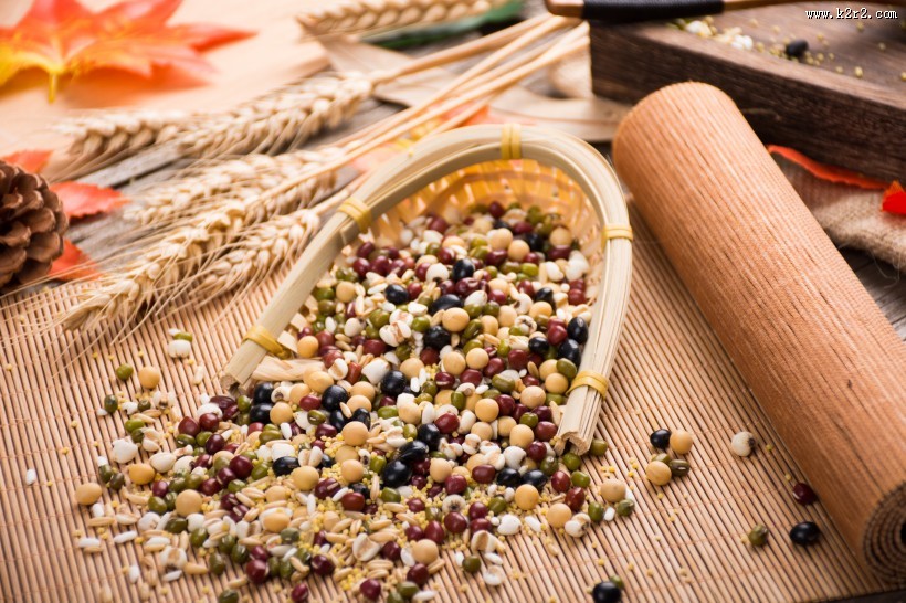 健康营养的五谷杂粮图片