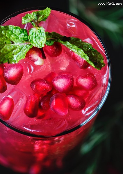 夏日水果冰饮图片