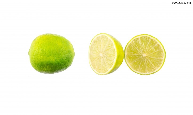 切开的新鲜柠檬图片
