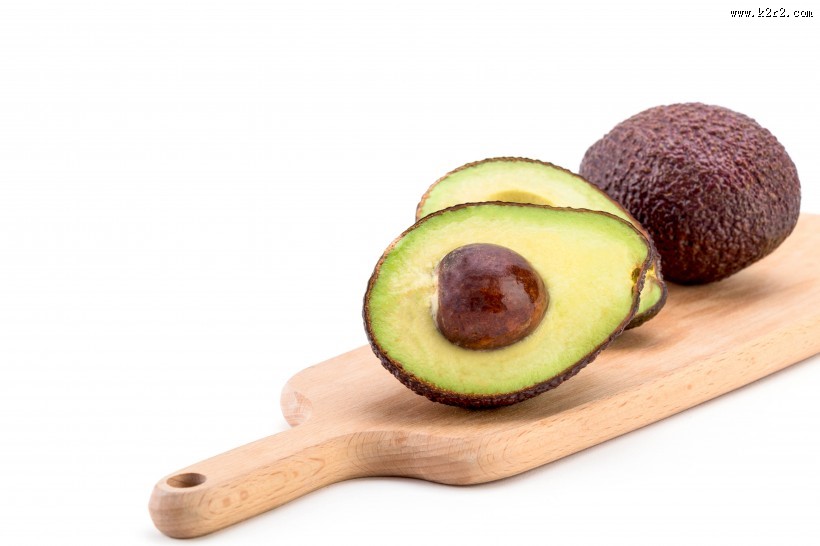 绿色营养牛油果图片