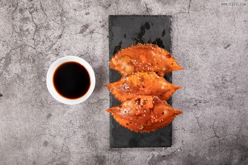 美味好吃让人停不住嘴的香辣梭子蟹图片