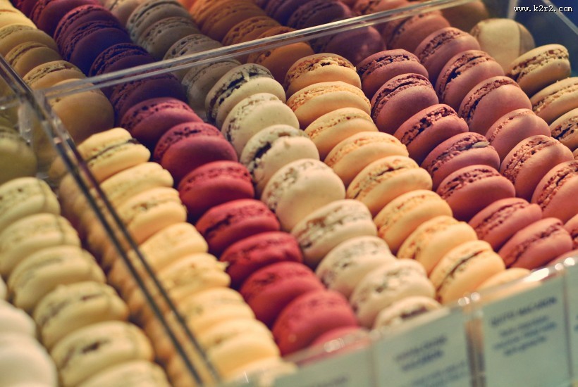 五颜六色的马卡龙图片