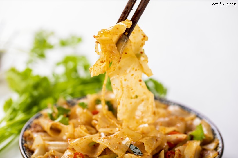 麻辣过瘾的凉皮图片