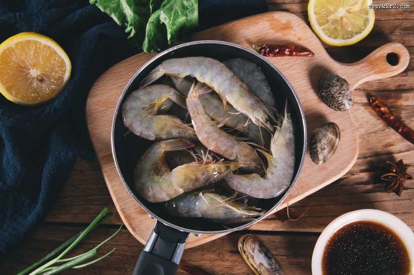 美味新鲜的基围虾图片