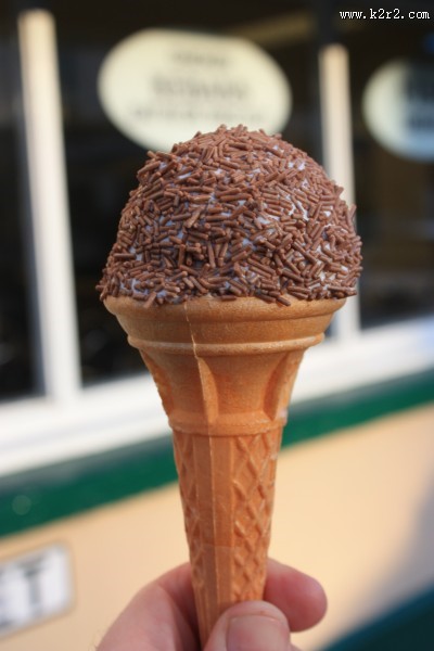 冰凉爽口的冰激凌图片