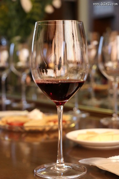 杯中的红酒图片大全