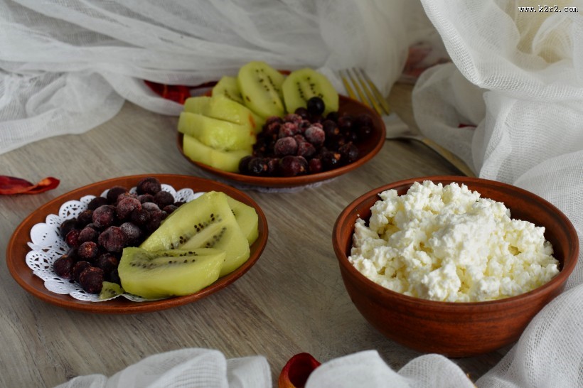 猕猴桃奶油甜品图片