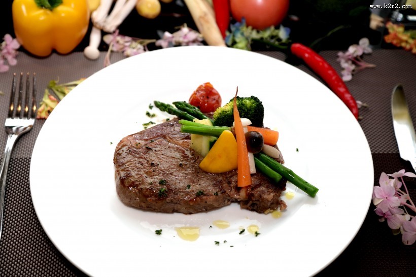 精美摆盘的牛排图片大全