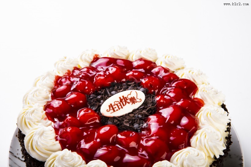 可口香甜的水果奶油蛋糕图片