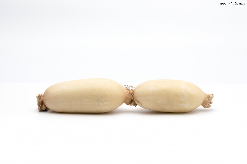 切开的白色莲藕图片