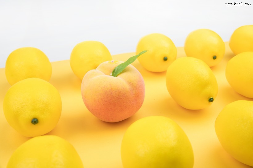 黄色柠檬图片