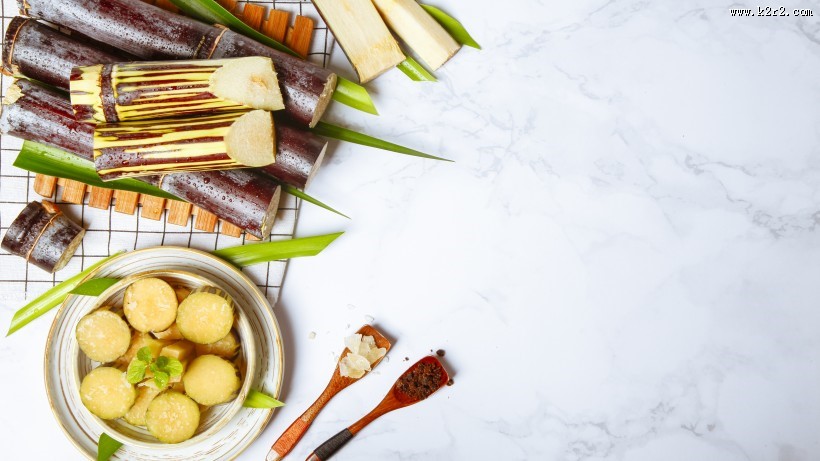 切段削皮的甘蔗图片