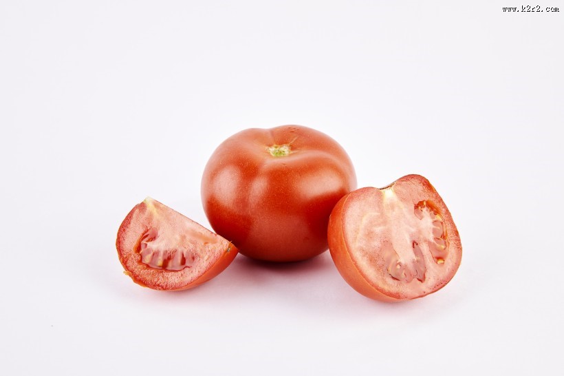 红色有营养的番茄图片