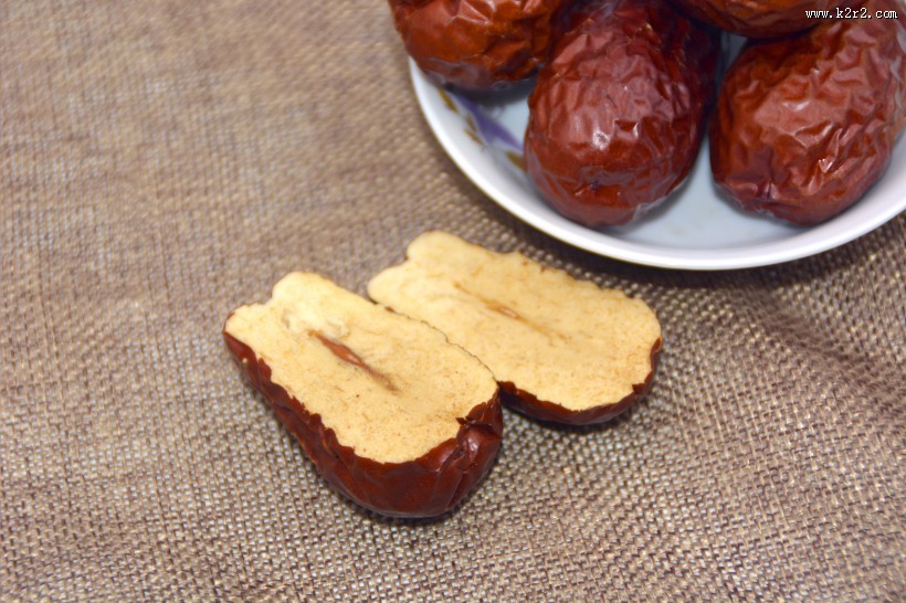 红色的和田大枣图片